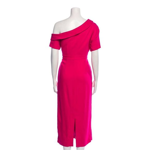 Emilia George 💚 - Picture 10 of 15